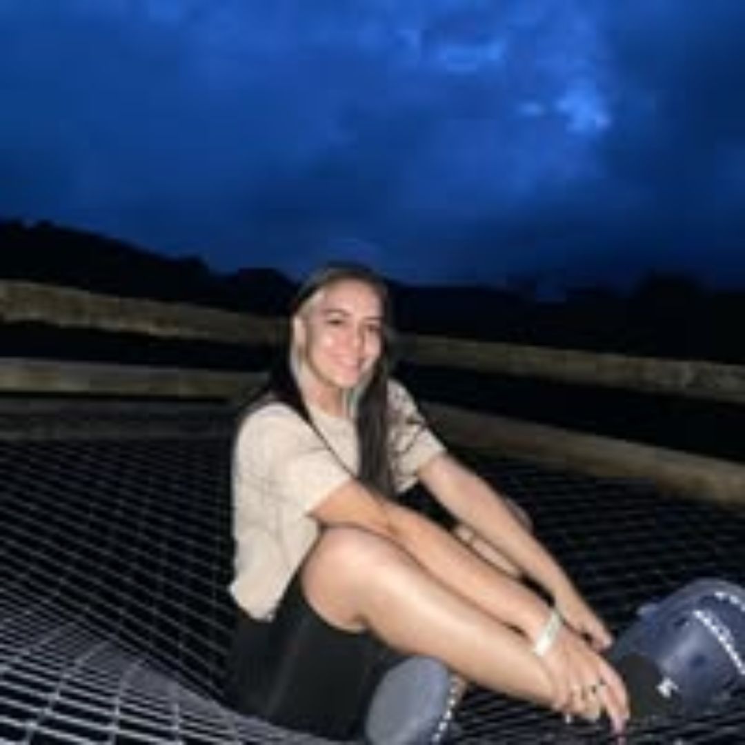 <strong>María Fernanda R.</strong>